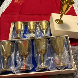 8 Vintage Dirilyte Cordials Never Used